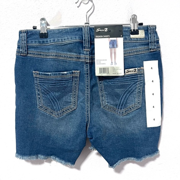 7 For All Mankind Blue Distressed mid rise stretch Jean Shorts 4 - Picture 7 of 9
